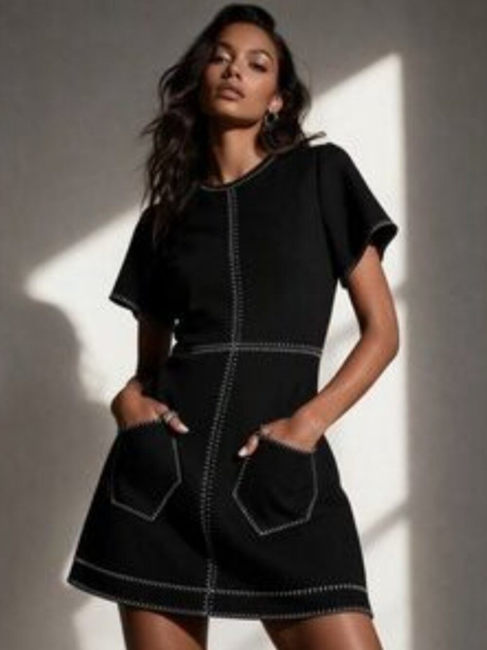 MCQ by Alexander McQueen Dress Women’s Medium Short-sleeve Black Green Stitching